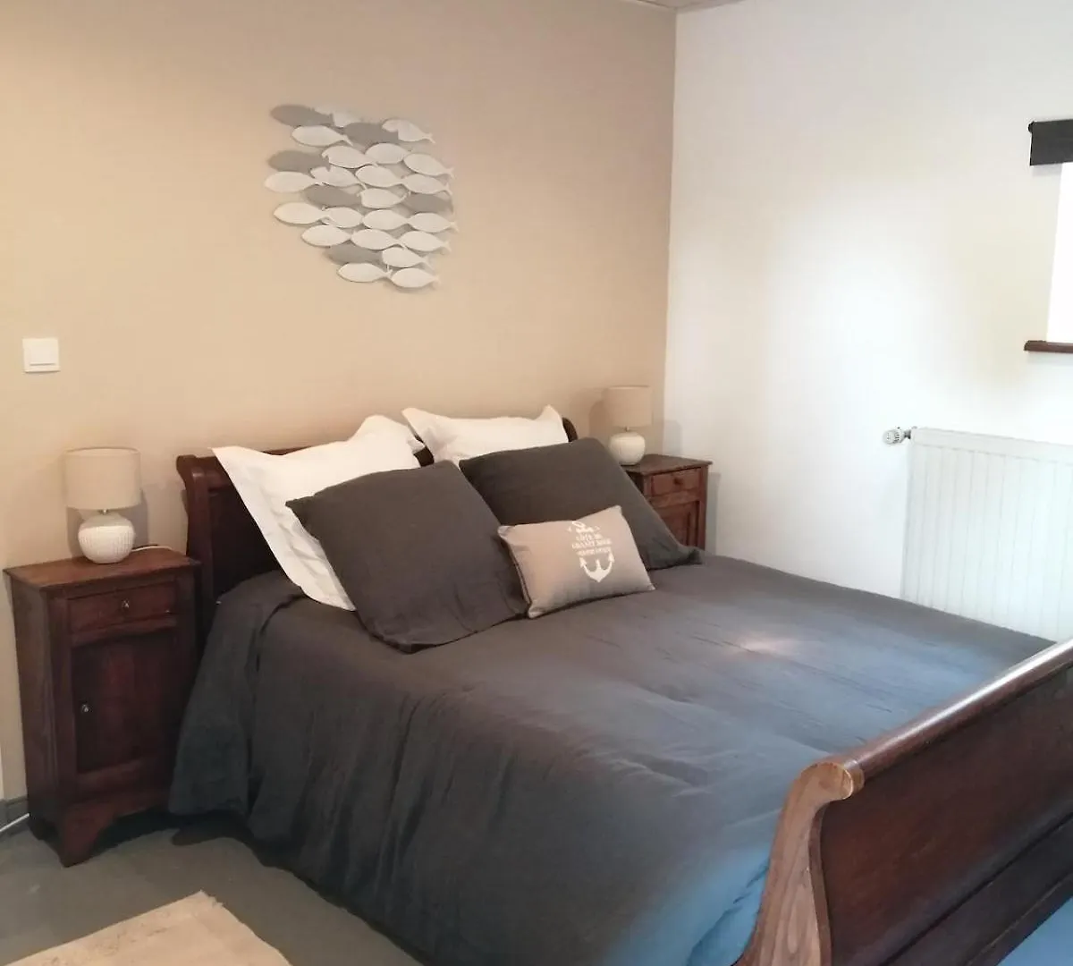 Tatil Evi Le Grand Gite De St Nicolas, La Campagne A 5 Min De La Mer Camlez